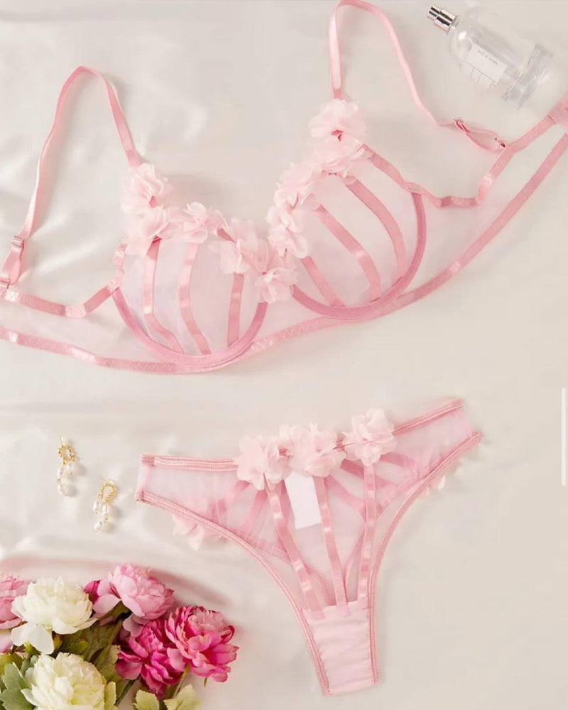 Pink 3D Flower Mesh Splicing See-Through Underwire Sexy Lingerie Set