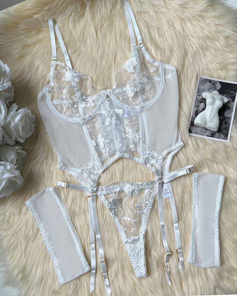 Sexy Mesh Flower Embroidered See-through Suit