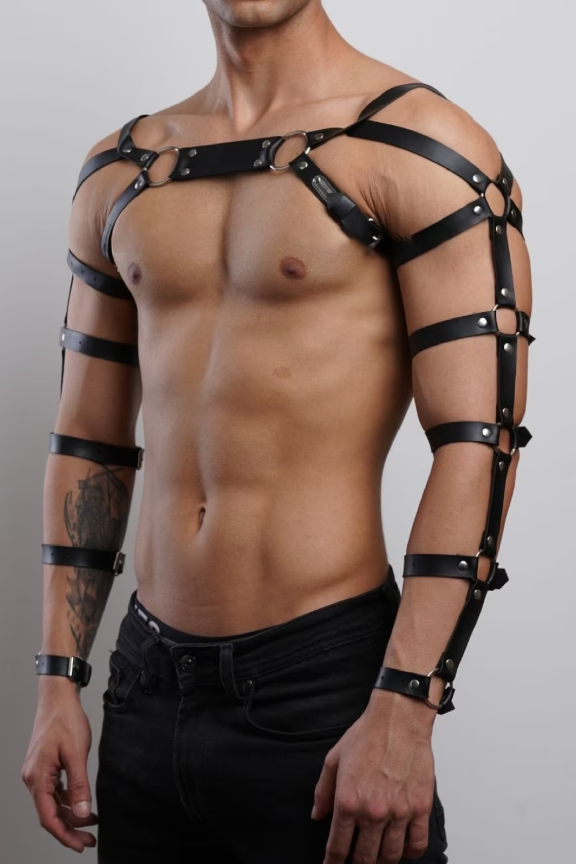 Ultimate Bold Arm Harness HEMSTTL074