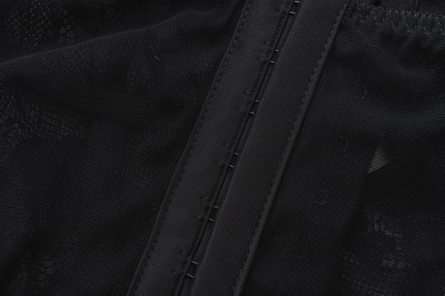 SYNIA Corset with Crotchless String Set