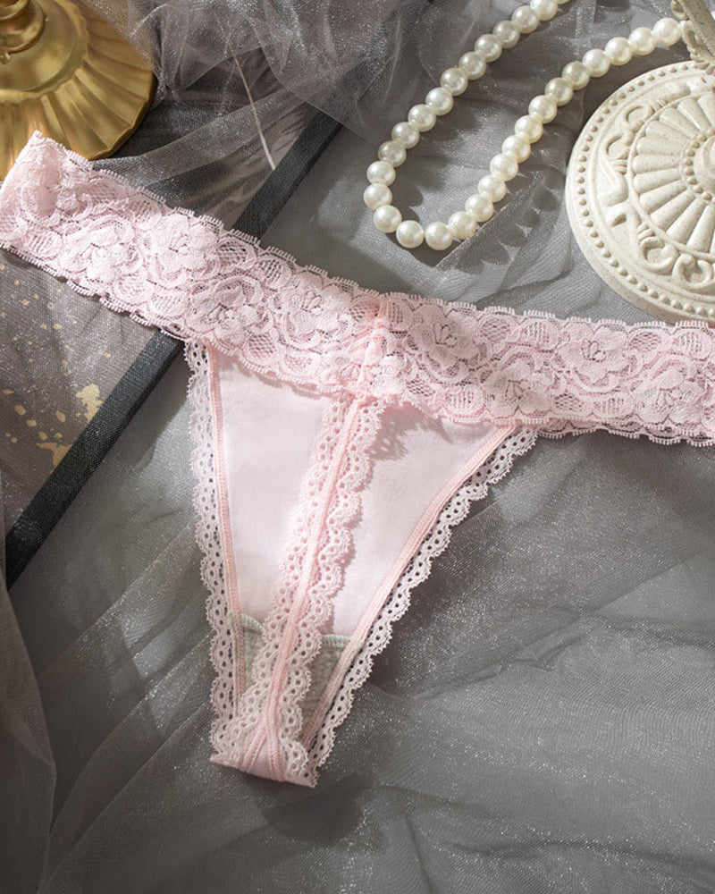 Sexy Pure Cotton Lace Low-rise Seamless Thong