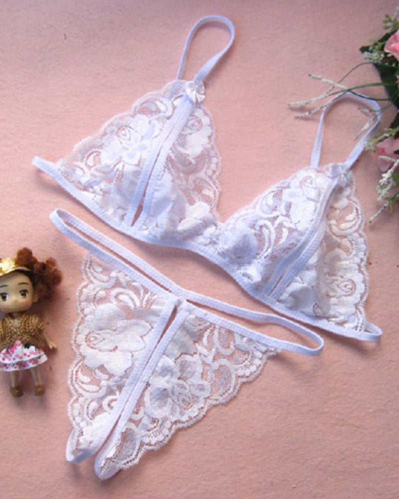 Sexy Open-Crotch Exposed Breasts Lace Lingerie Set